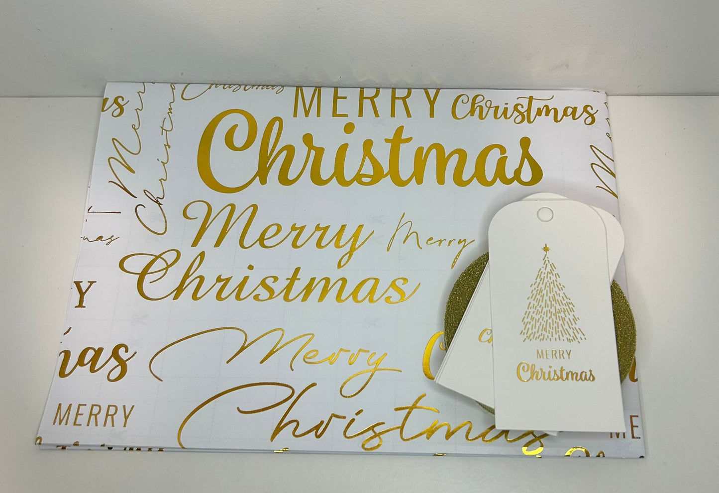 Packs of 6 Folded Sheets Christmas Wrapping Paper