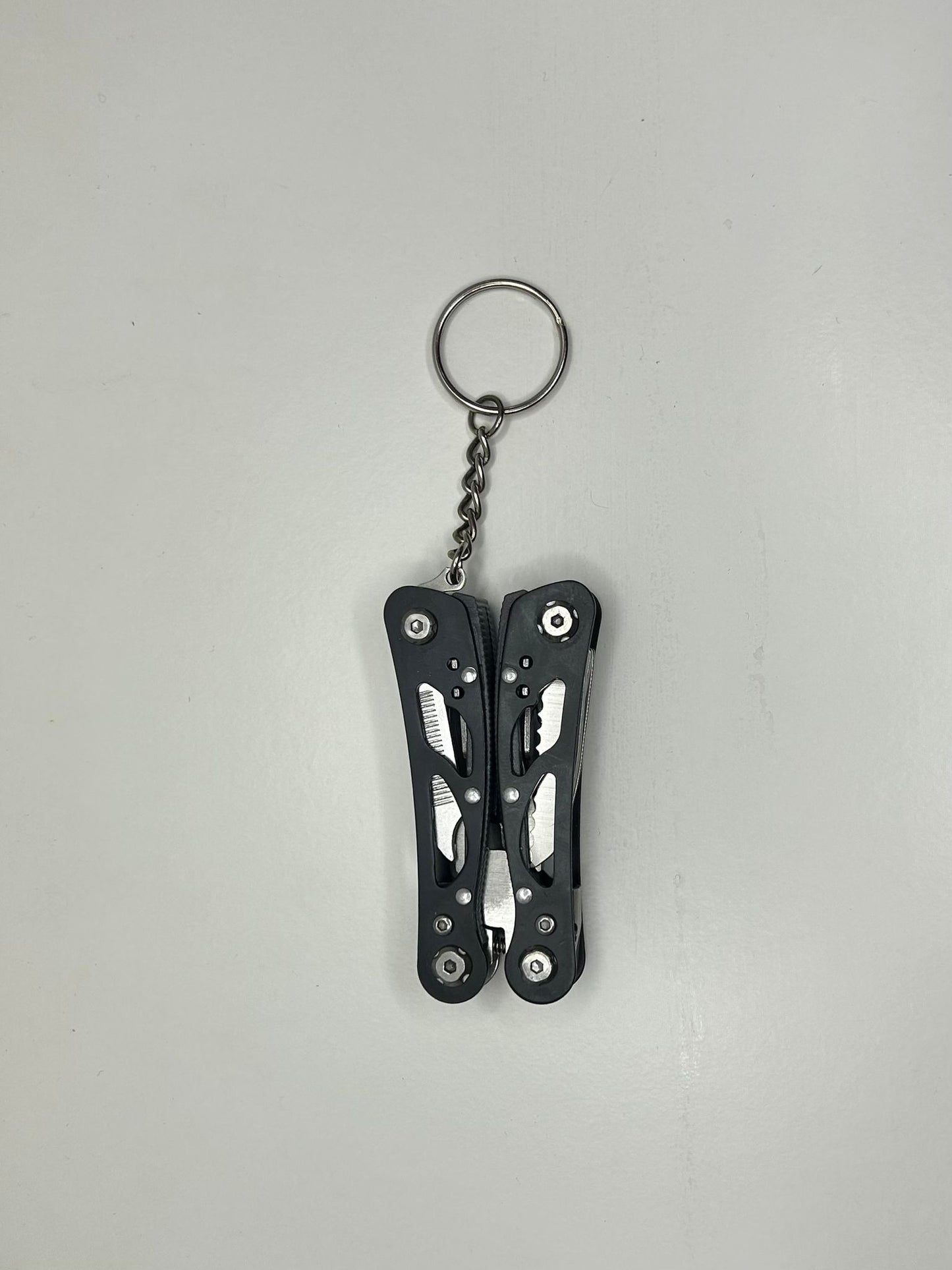 HANDYHOME 13 IN 1 FOLDING MULTITOOLS